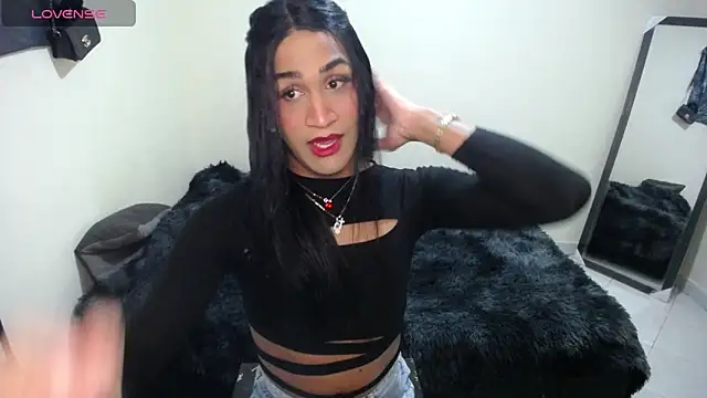 Snapshot of barbara_perri69 chatting on 03/18/25, 12:38 barbara perri69 online show from 03/18/25, 12:38