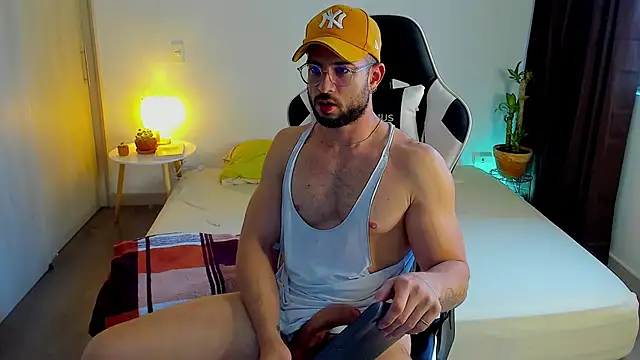dafboy1 online show from 12/17/25, 11:38