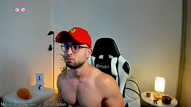 dafboy1 online show from 04/29/26, 01:37