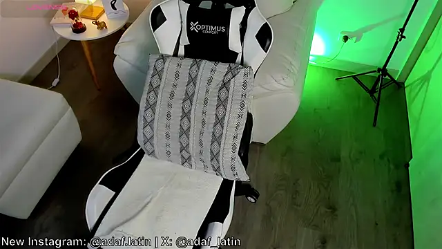 dafboy1 online show from 08/03/26, 01:16