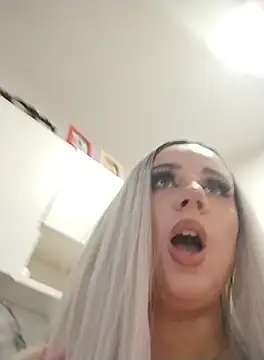 Snapshot of AdelinaJude chatting on 10/05/25, 07:23 AdelinaJude online show from 10/05/25, 07:23