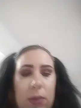AdelinaJude online show from 05/31/26, 07:26