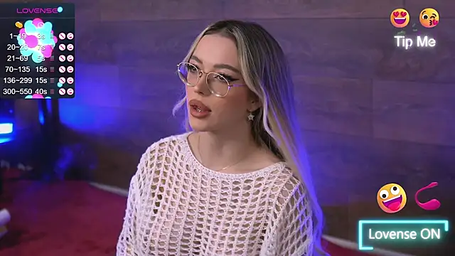 KylieJoyce online show from 01/04/25, 09:20