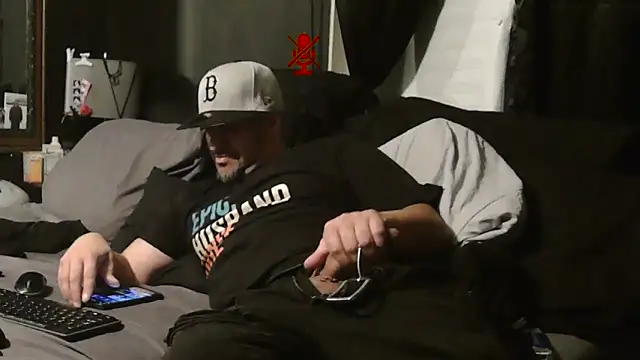 Snapshot of RM_Discov3ri3z chatting on 09/15/25, 02:44 RM Discov3ri3z online show from 09/15/25, 02:44