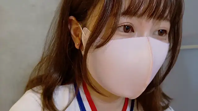 tsukuyomityan1 online show from 09/18/25, 06:48