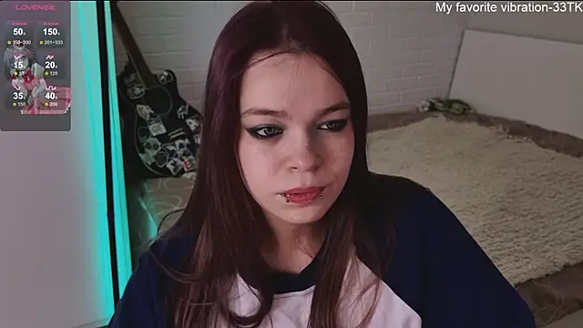 ValBae online show from 12/20/24, 12:05