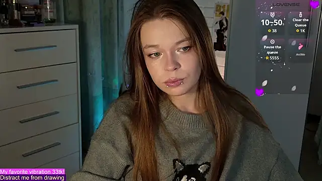 ValBae online show from 10/01/25, 08:15