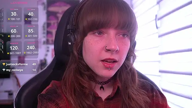 juliapie online show from 05/12/26, 01:30