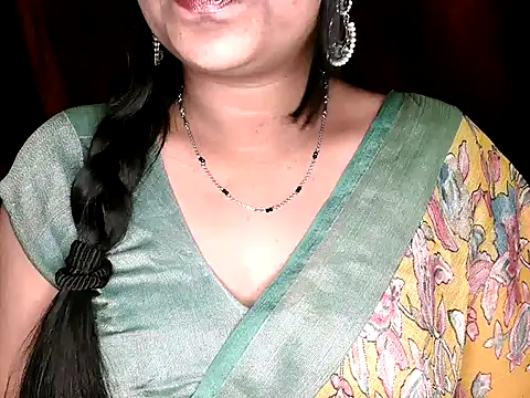 shila20 online show from 10/18/25, 05:46