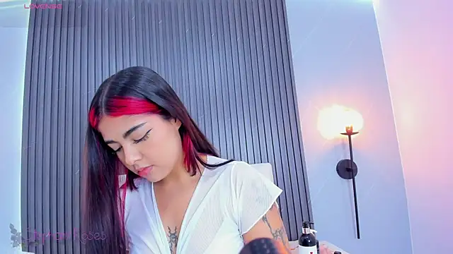 stephany roses  online show from 02/04/25, 07:44