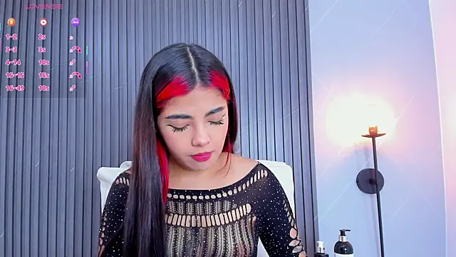 stephany roses  online show from 02/19/25, 07:27