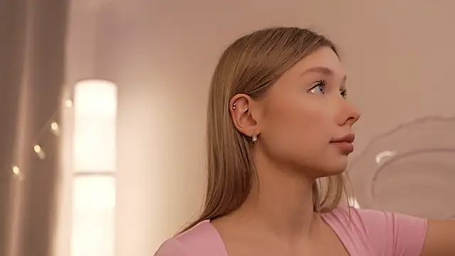 april blush online show from 03/05/25, 03:07