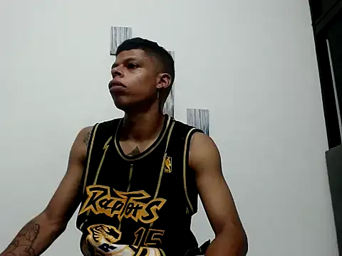 Snapshot of BrandonStond chatting on 09/13/25, 03:28 BrandonStond online show from 09/13/25, 03:28