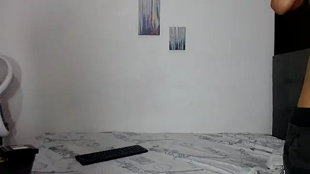 Snapshot of BrandonStond chatting on 10/25/25, 03:36 BrandonStond online show from 10/25/25, 03:36