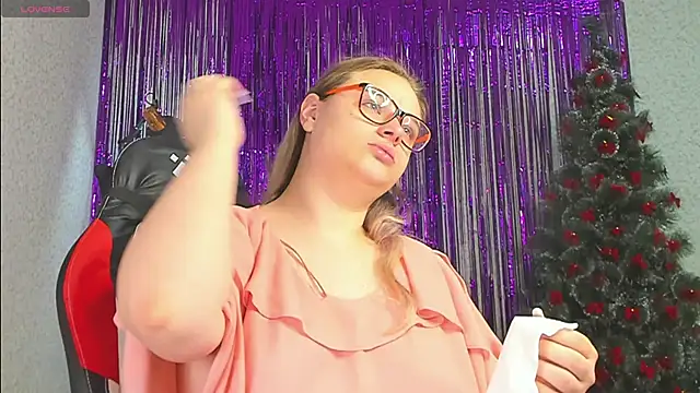 Seductive She Wolf online show from 12/26/24, 06:30