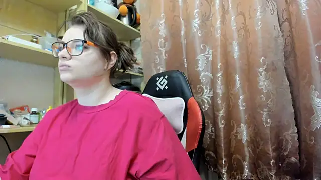 Snapshot of Seductive_She_Wolf chatting on 03/02/26, 09:43 Seductive She Wolf online show from 03/02/26, 09:43