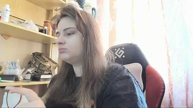 Snapshot of Seductive_She_Wolf chatting on 04/29/26, 04:33 Seductive She Wolf online show from 04/29/26, 04:33