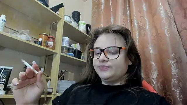 Snapshot of Seductive_She_Wolf chatting on 04/30/26, 07:20 Seductive She Wolf online show from 04/30/26, 07:20