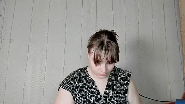 Snapshot of Seductive_She_Wolf chatting on 05/15/26, 10:44 Seductive She Wolf online show from 05/15/26, 10:44