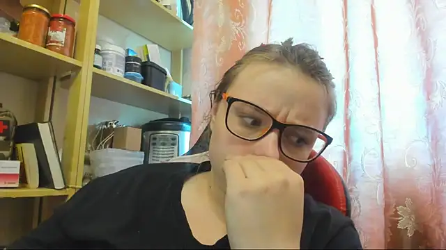 Snapshot of Seductive_She_Wolf chatting on 06/03/26, 02:58 Seductive She Wolf online show from 06/03/26, 02:58