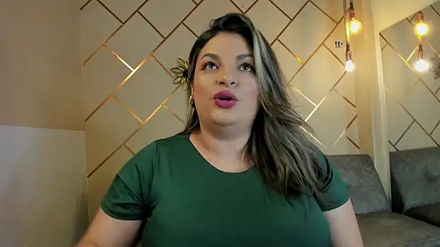marianeporter   online show from 06/19/26, 11:08