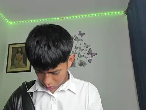 horny pair online show from 08/08/26, 09:39