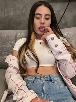 AbyThompson online show from 02/15/25, 06:23