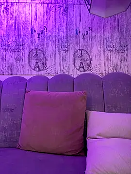 AbyThompson online show from 10/01/25, 12:22