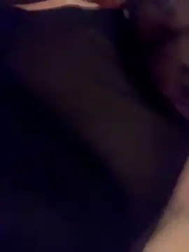 Snapshot of KatieBARBiE98 chatting on 10/10/25, 11:59 KatieBARBiE98 online show from 10/10/25, 11:59