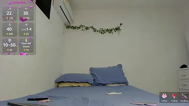 ashley lemus online show from 11/21/25, 02:10