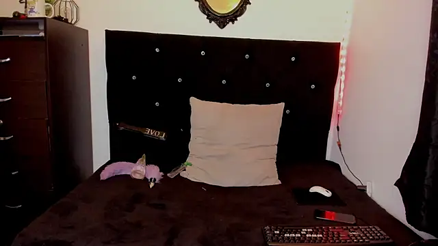 Taylorbdsm online show from 12/13/24, 11:17