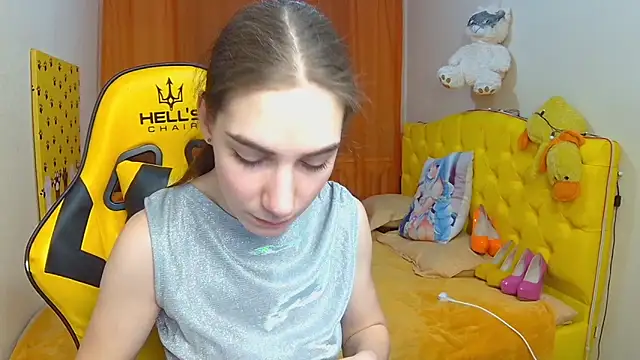 NikaStark  online show from 02/05/25, 07:20