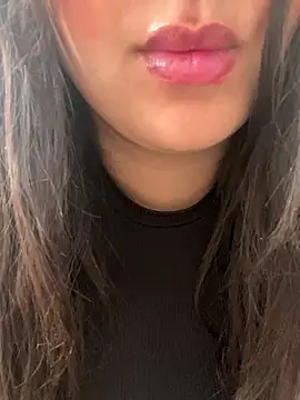 yassminsexy22 online show from 09/25/25, 09:35