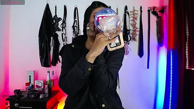 Snapshot of akinoro_ chatting on 10/04/25, 04:49 akinoro  online show from 10/04/25, 04:49