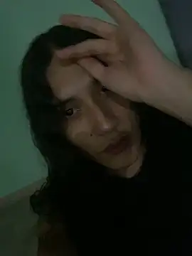 Snapshot of CamilaHarperr_ chatting on 11/04/25, 01:05 CamilaHarperr online show from 11/04/25, 01:05