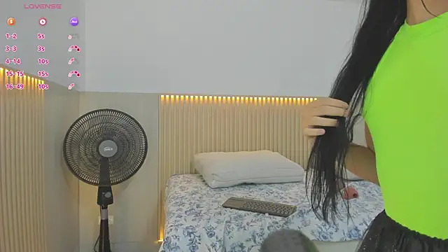 charlotte colee online show from 03/15/25, 07:16