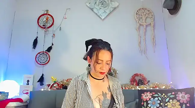 catalinamommyx online show from 12/18/24, 04:20