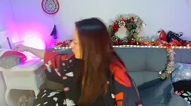 catalinamommyx online show from 12/21/24, 11:22