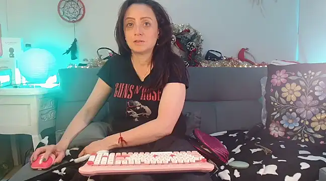 catalinamommyx online show from 12/31/24, 01:41