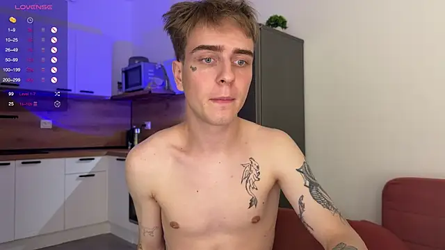 Marcus Lovrov online show from 10/18/25, 01:23