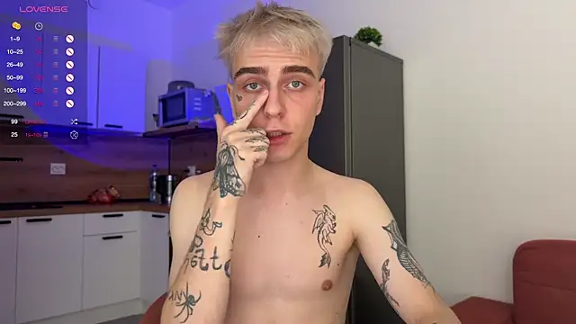 Marcus Lovrov online show from 10/22/25, 01:22