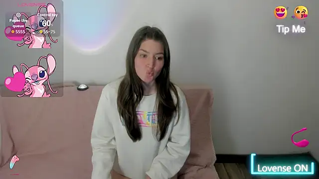 Tesa cute online show from 10/15/25, 10:43