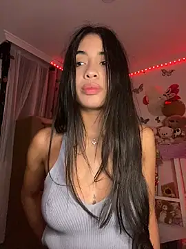 lina pink online show from 12/18/24, 03:15