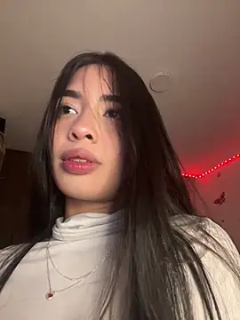 lina pink online show from 09/11/25, 11:49