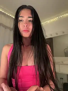 lina pink online show from 05/18/26, 03:57