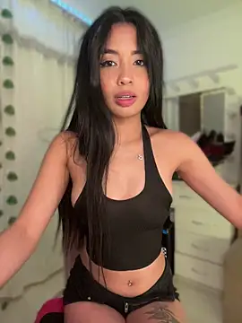 lina pink online show from 07/02/26, 11:55