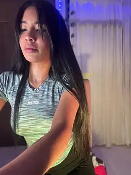 lina pink online show from 07/07/26, 03:42