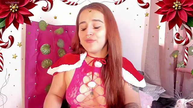 Snapshot of evy_orange1 chatting on 12/26/24, 04:25 evy orange1 online show from 12/26/24, 04:25