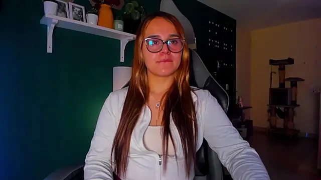 evy orange1 online show from 07/02/26, 03:23