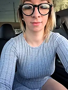 Snapshot of Giuliana_baby chatting on 10/05/25, 07:39 Giuliana baby online show from 10/05/25, 07:39